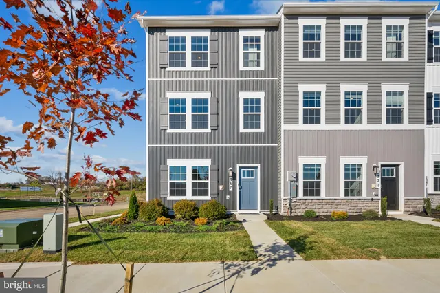 $321,390 | 52 Aloma Street, Ranson, WV 25438