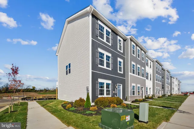 $321,390 | 52 Aloma Street, Ranson, WV 25438