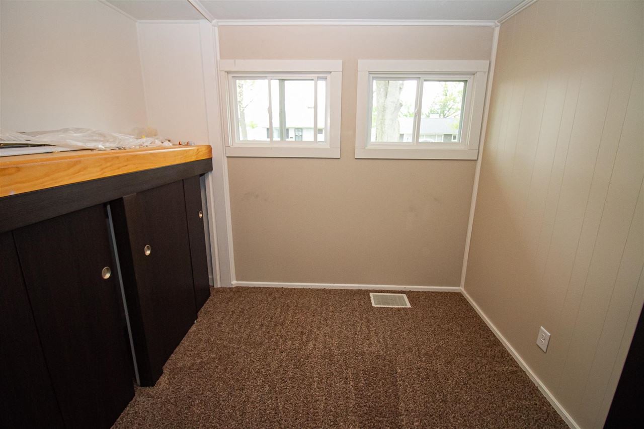 1620 Richmond Road Northeast Cedar Rapids, IA 52402 - Photo 9 of 15 Gallery Image 9