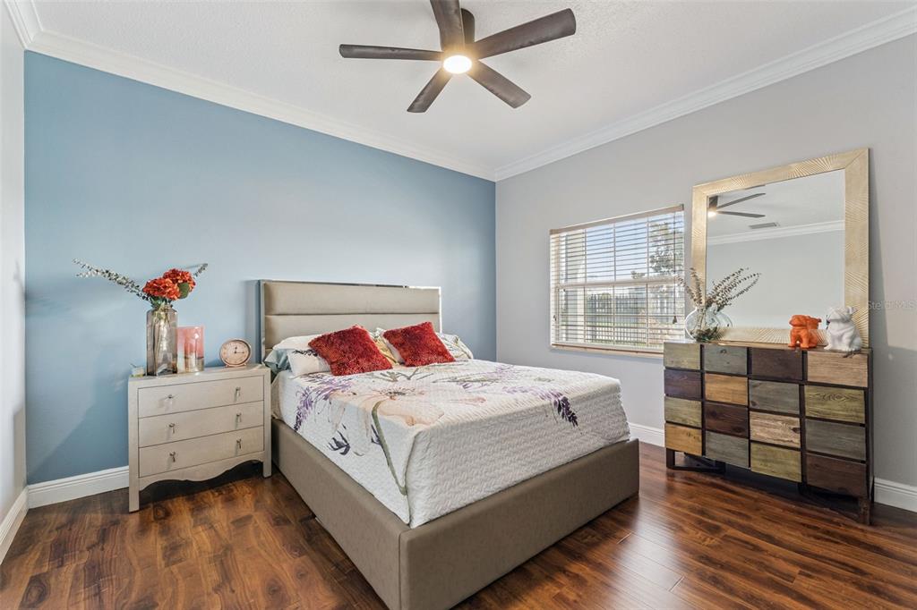 6053 New Hope Road Orlando, FL 32824 - Photo 17 of 40 a bedroom with a bed and a window