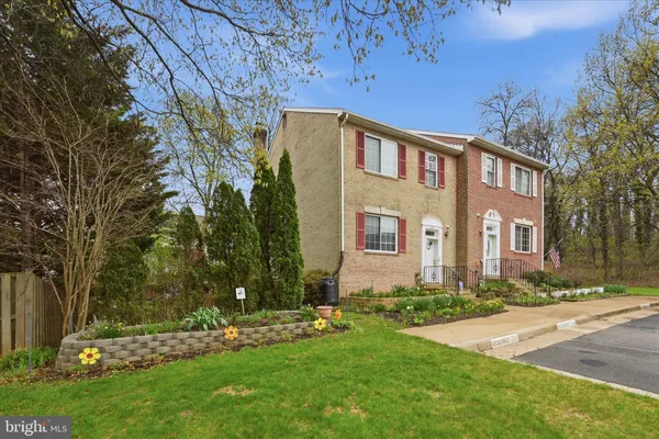$599,900 | 221 Beacon Drive, Sterling, VA 20164