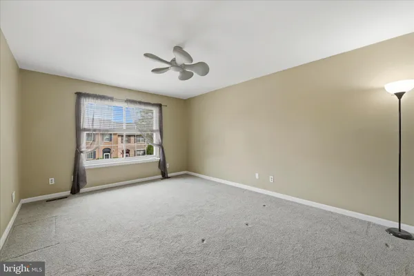 $599,900 | 221 Beacon Drive, Sterling, VA 20164