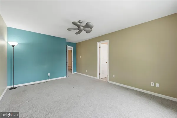 $599,900 | 221 Beacon Drive, Sterling, VA 20164