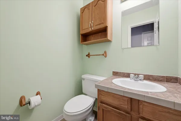 $599,900 | 221 Beacon Drive, Sterling, VA 20164