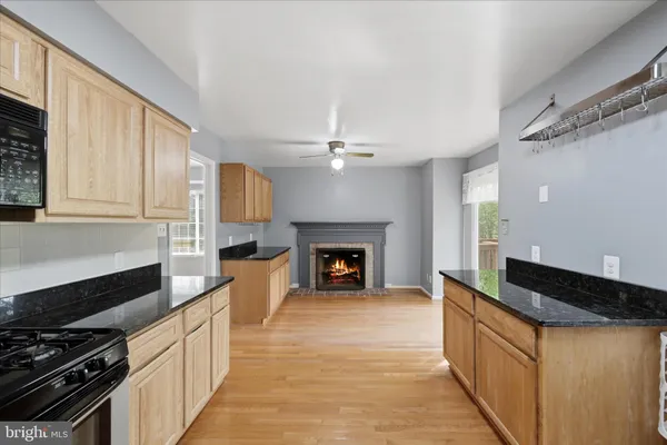 $599,900 | 221 Beacon Drive, Sterling, VA 20164
