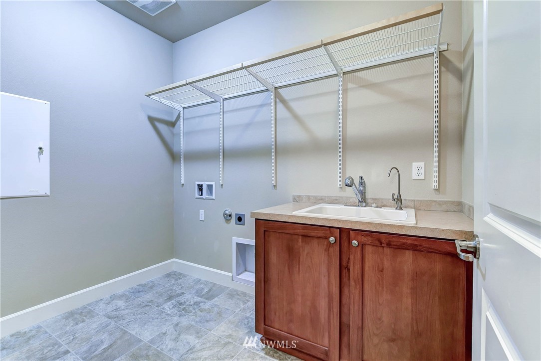 6213 Southeast 2nd Street Renton, WA 98059 - Photo 14 of 32