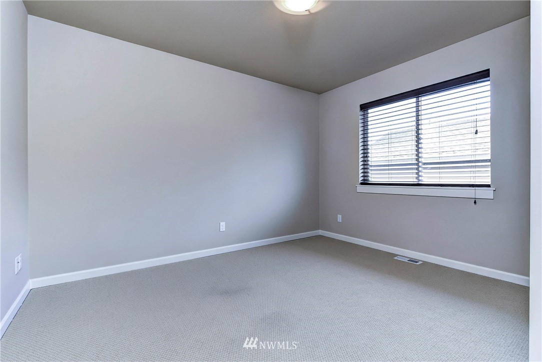 6213 Southeast 2nd Street Renton, WA 98059 - Photo 19 of 32