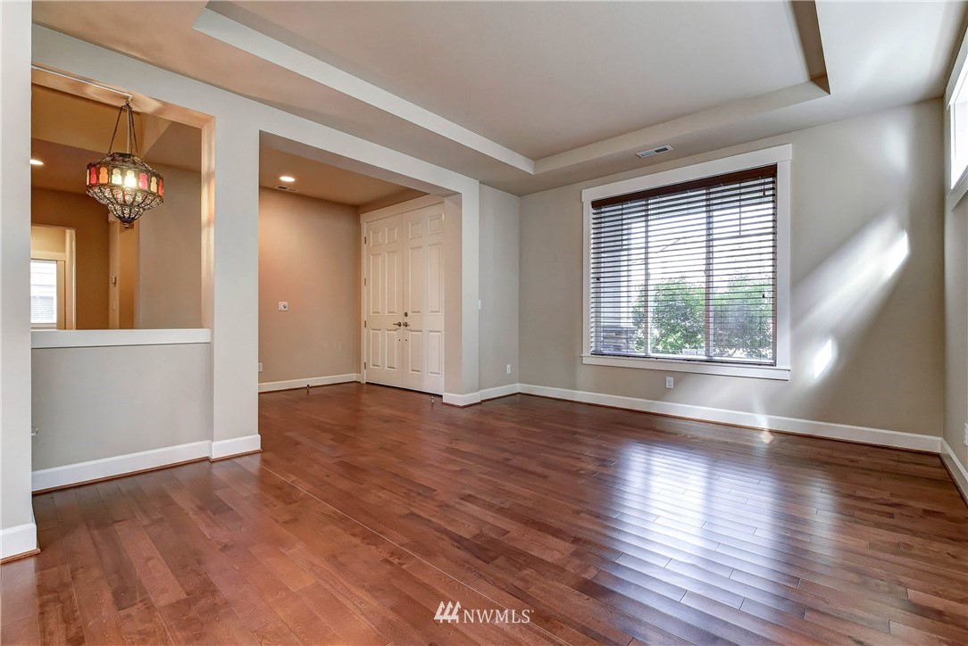 6213 Southeast 2nd Street Renton, WA 98059 - Photo 3 of 32