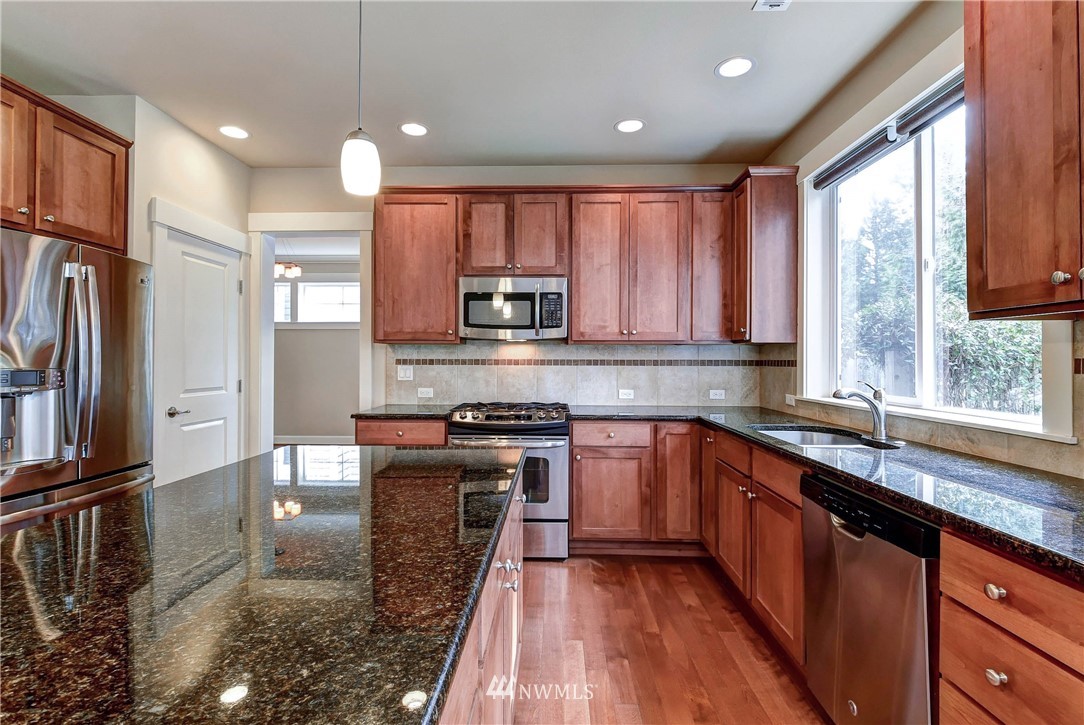 6213 Southeast 2nd Street Renton, WA 98059 - Photo 10 of 32
