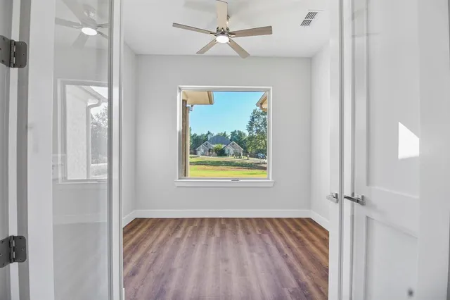 $549,900 | 19682 Dove Rdg Drive, Lindale, TX 75771