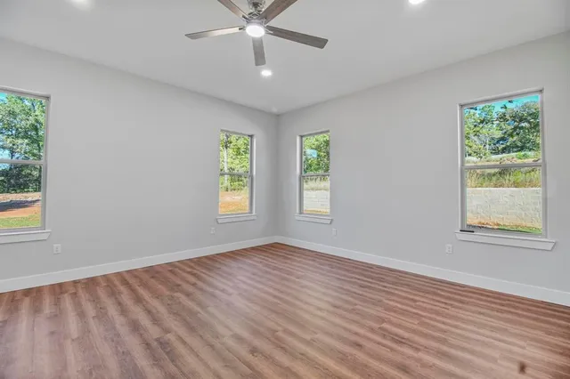 $549,900 | 19682 Dove Rdg Drive, Lindale, TX 75771