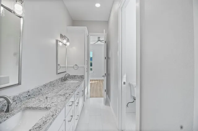 $549,900 | 19682 Dove Rdg Drive, Lindale, TX 75771