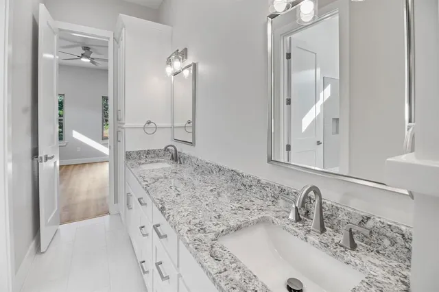 $549,900 | 19682 Dove Rdg Drive, Lindale, TX 75771