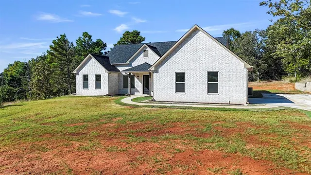 $549,900 | 19682 Dove Rdg Drive, Lindale, TX 75771