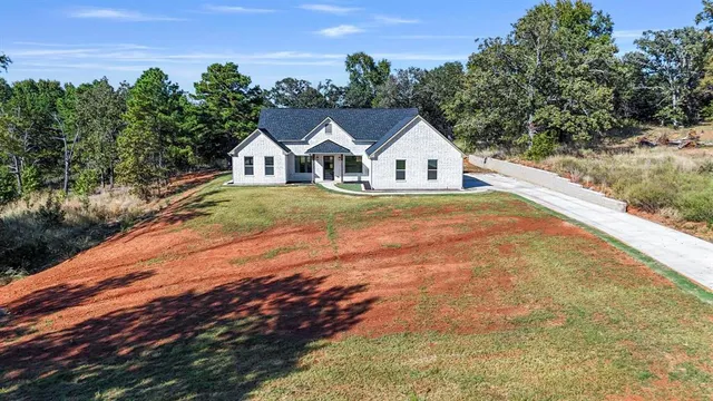 $549,900 | 19682 Dove Rdg Drive, Lindale, TX 75771