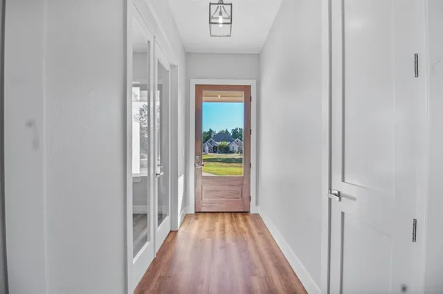 $549,900 | 19682 Dove Rdg Drive, Lindale, TX 75771