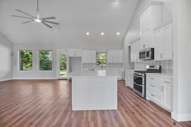 $549,900 | 19682 Dove Rdg Drive, Lindale, TX 75771