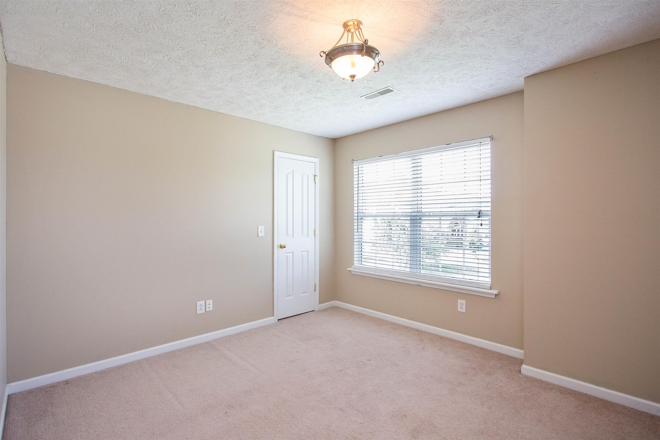 138 Fall View Court Murfreesboro, TN 37129 - Photo 11 of 21 Gallery Image 11