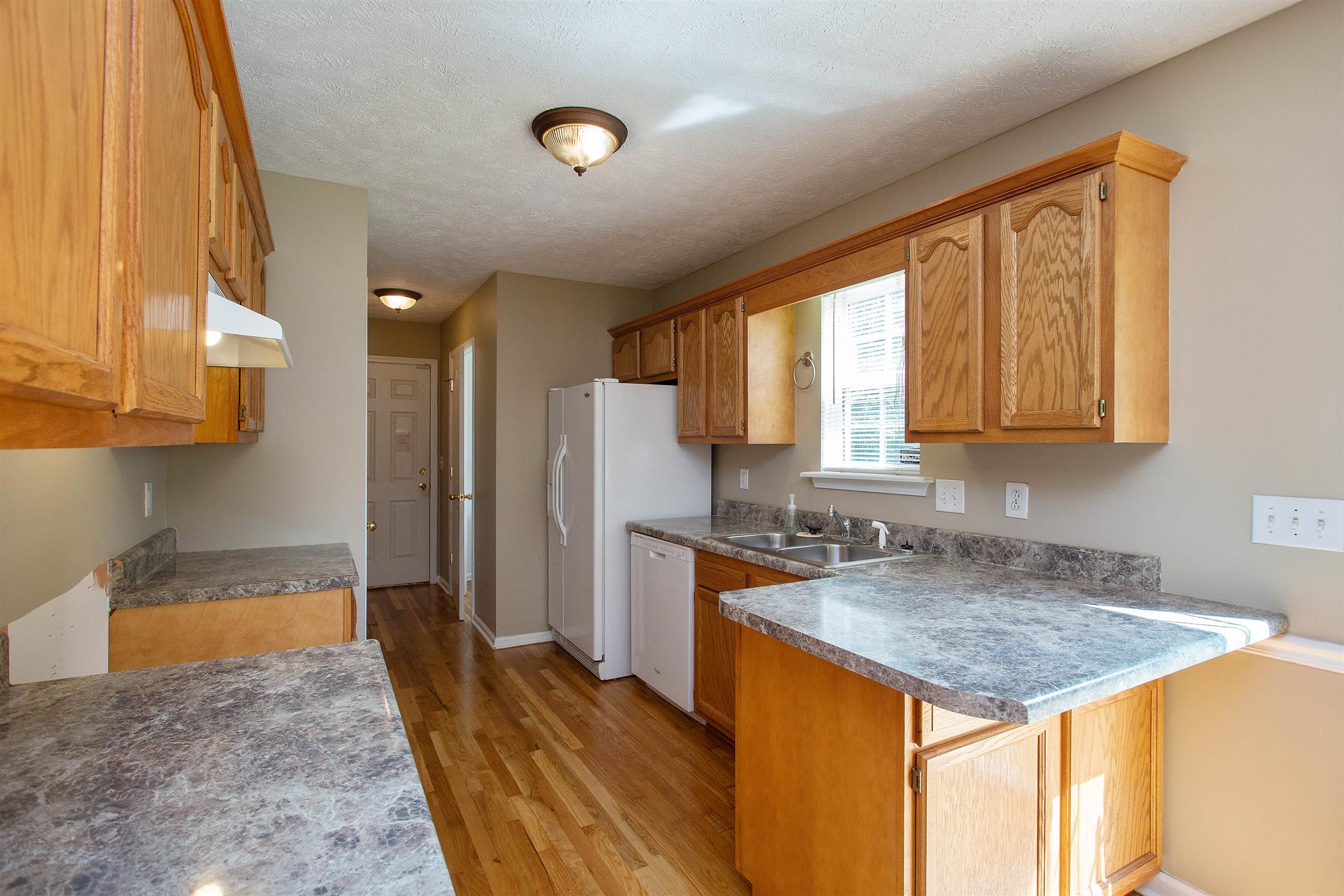 138 Fall View Court Murfreesboro, TN 37129 - Photo 5 of 21 Gallery Image 5