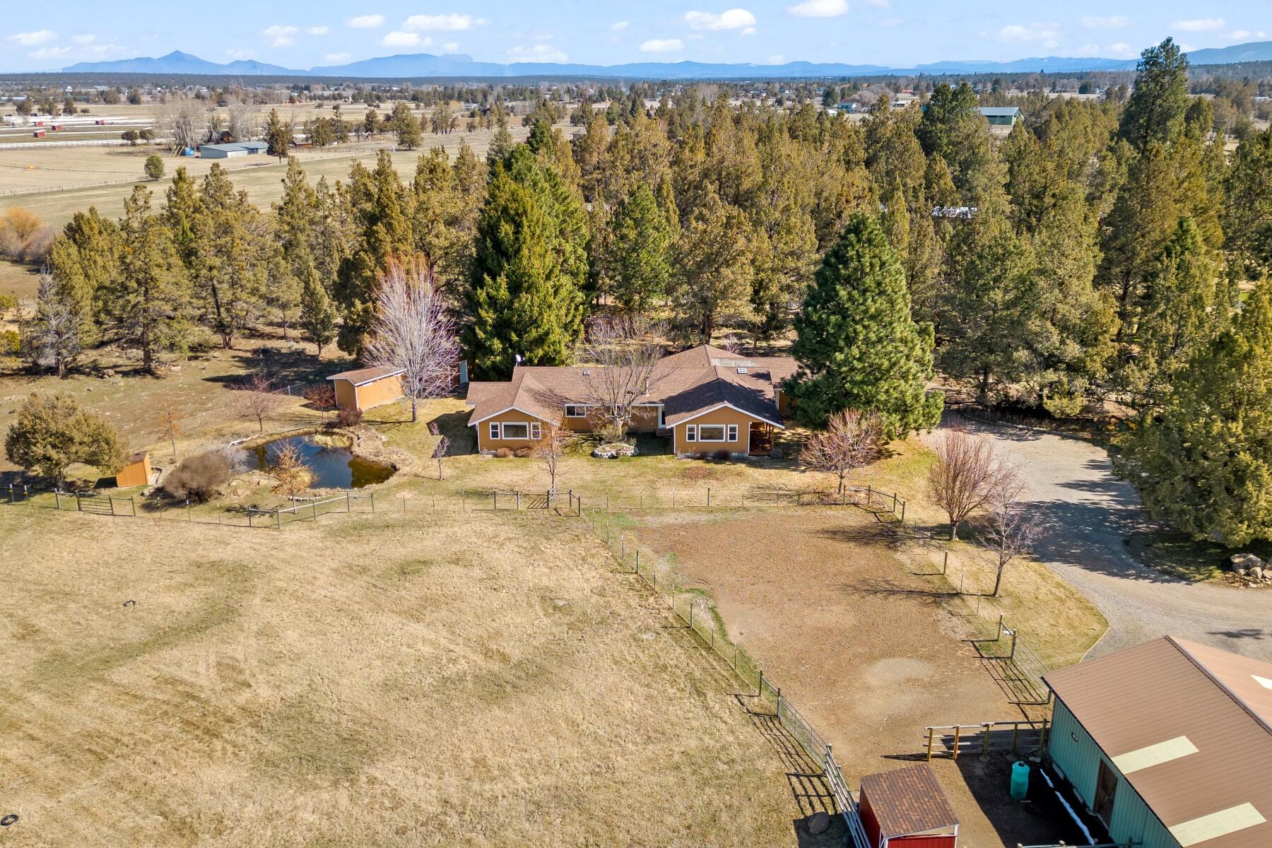 19800 Connarn Road Bend, OR 97703 - Photo 47 of 50 Aerial