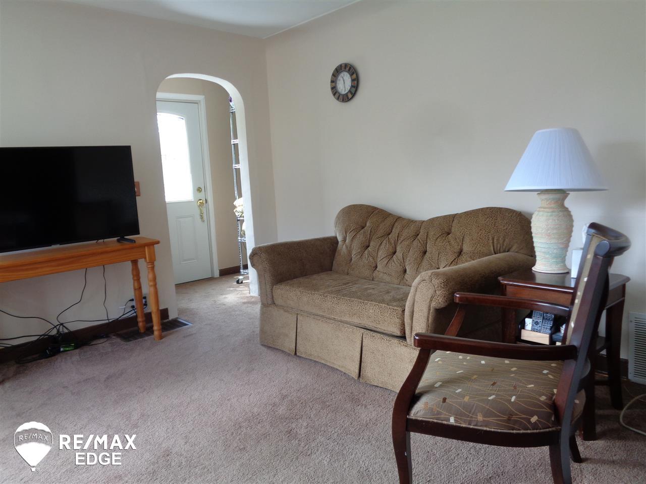 8087 Davison Road Davison, MI 48423 - Photo 16 of 46 31377730-15.JPG