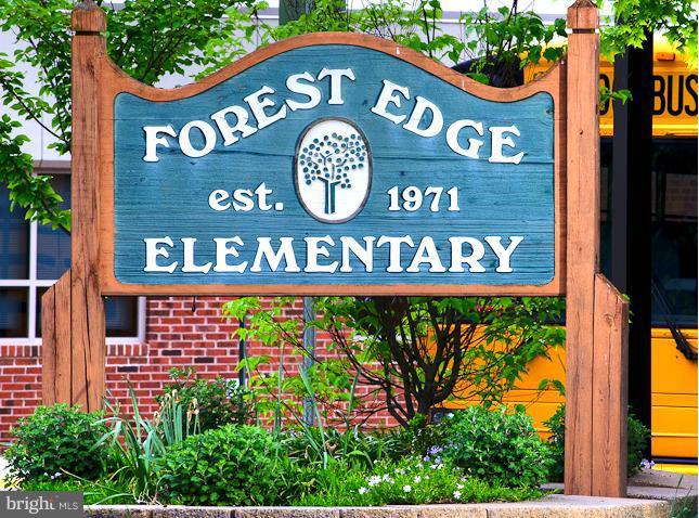 1502 Roundleaf Court Reston, VA 20190 - Photo 20 of 23 Elementary School Walking Distance