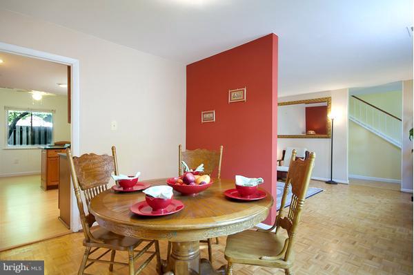 1502 Roundleaf Court Reston, VA 20190 - Photo 7 of 23 Dining Room