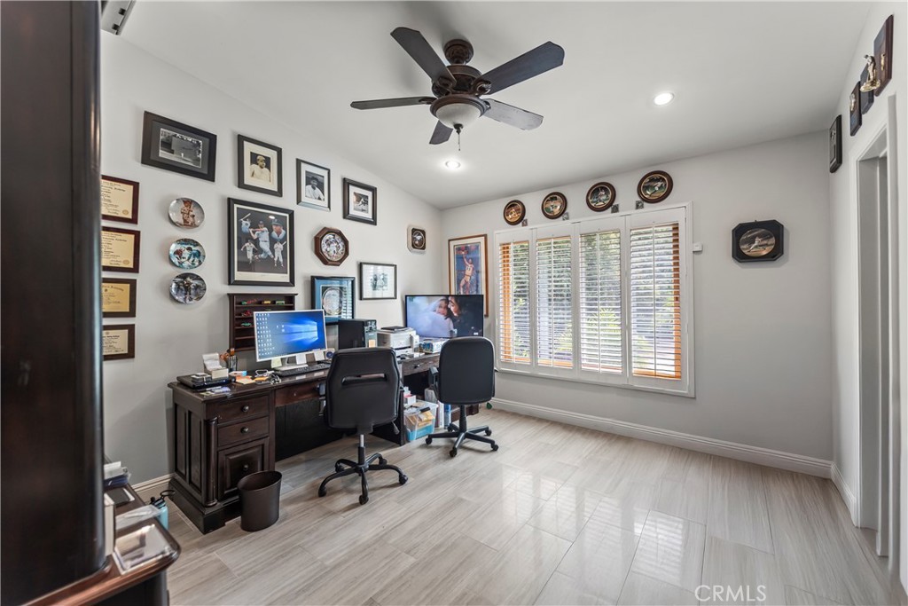 16857 Colven Road Granada Hills, CA 91344 - Photo 16 of 40