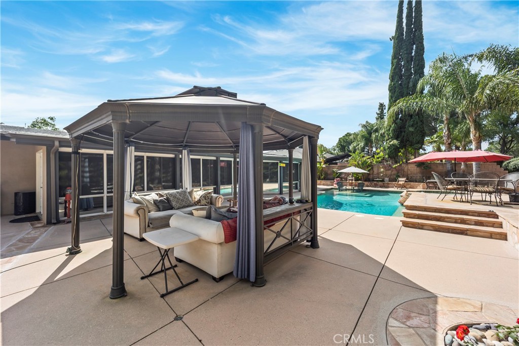 16857 Colven Road Granada Hills, CA 91344 - Photo 30 of 40