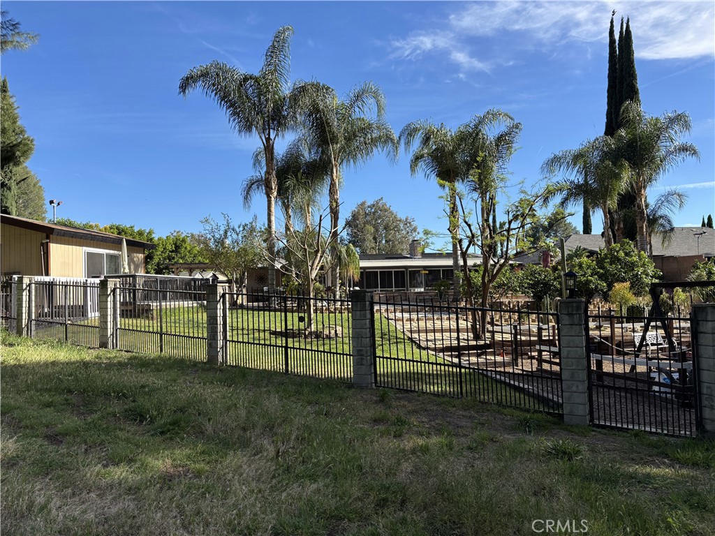 16857 Colven Road Granada Hills, CA 91344 - Photo 40 of 40