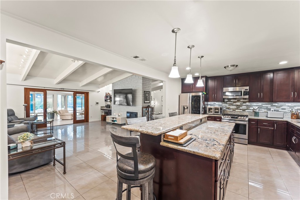 16857 Colven Road Granada Hills, CA 91344 - Photo 8 of 40