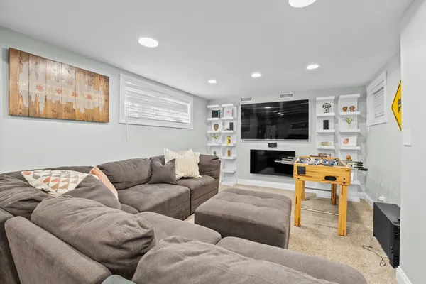 $775,000 | 101 Southcote Road, Riverside, IL 60546