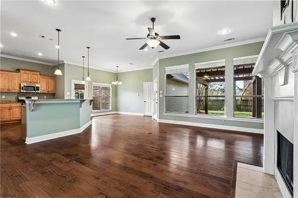 $2,900 | 113 Autumn Creek Drive, Madisonville, LA 70447