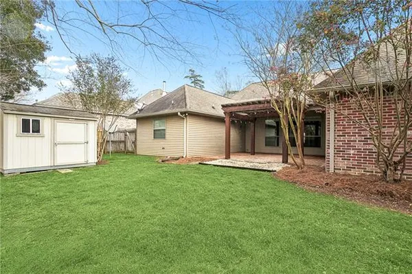 $2,900 | 113 Autumn Creek Drive, Madisonville, LA 70447