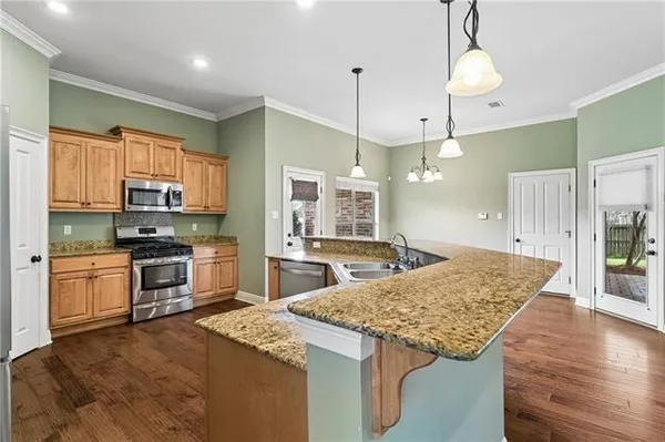 $2,900 | 113 Autumn Creek Drive, Madisonville, LA 70447