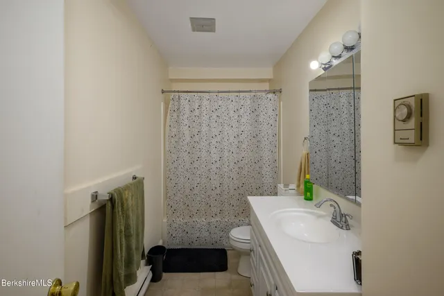 $575,000 | 25-29 New Ashford Road, Williamstown, MA 01267