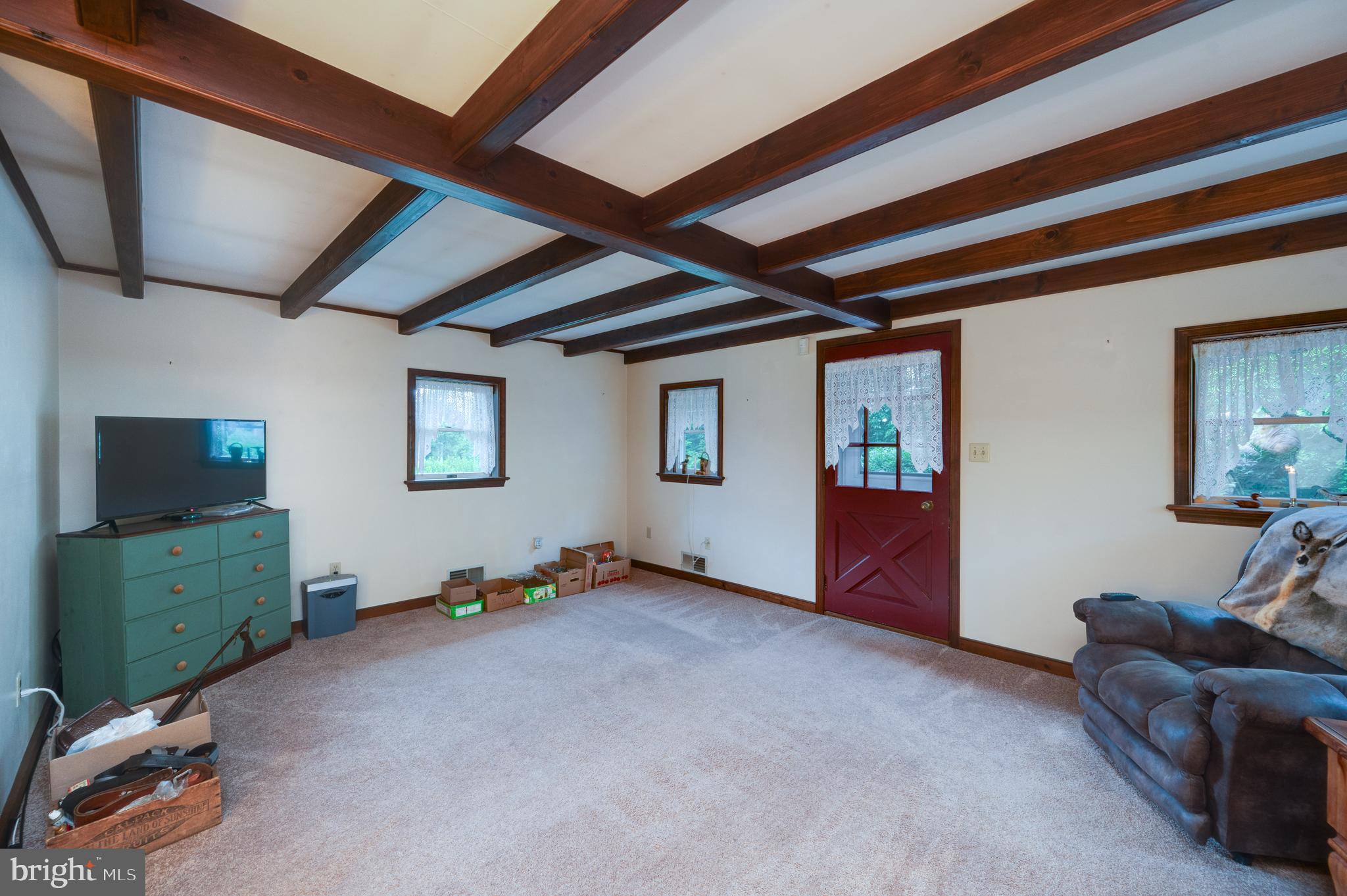 82 Quarry Road Birdsboro, PA 19508 - Photo 4 of 60 Gallery Image 4