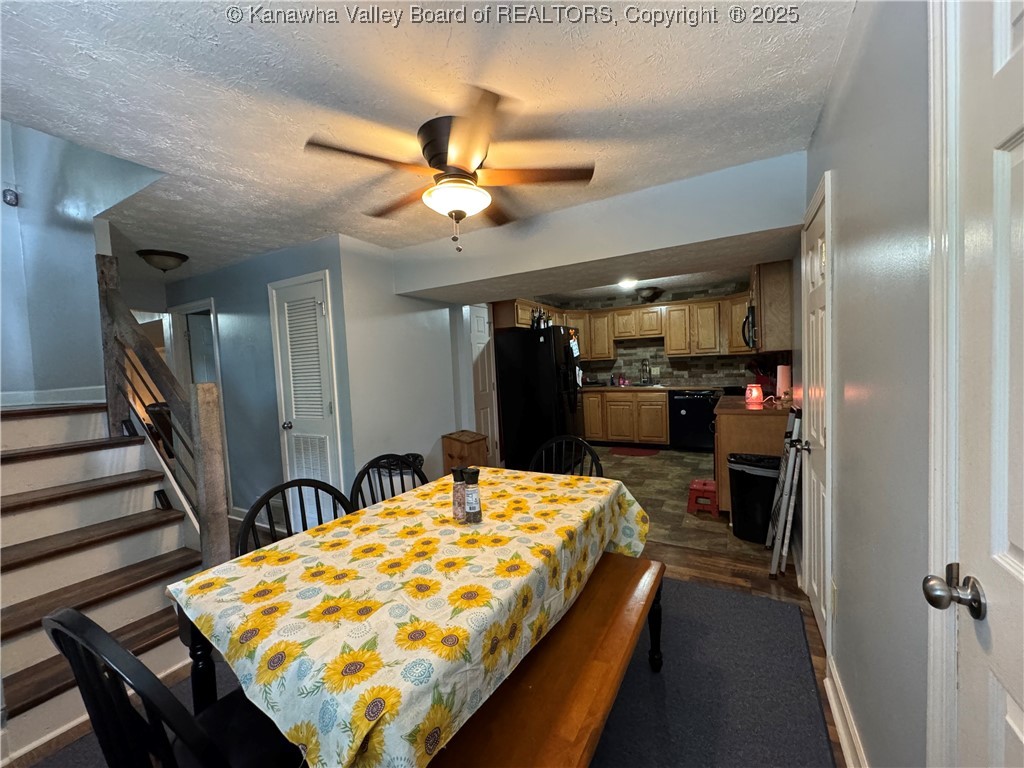 4948 Charleston Road Poca, WV 25159 - Photo 15 of 43 Gallery Image 15