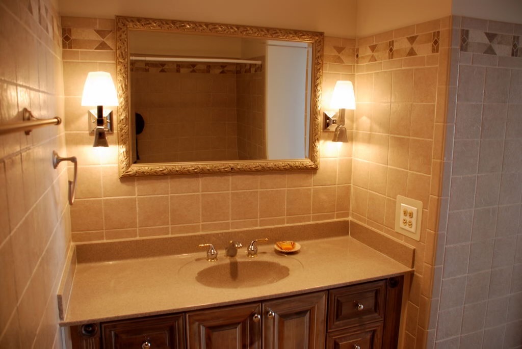 5445 North Sheridan Road, Unit 3012 Chicago, IL 60640 - Photo 5 of 8 a bathroom with a sink shower and a mirror