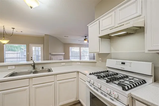 $349,900 | 20322 Maple Village Drive, Cypress, TX 77433
