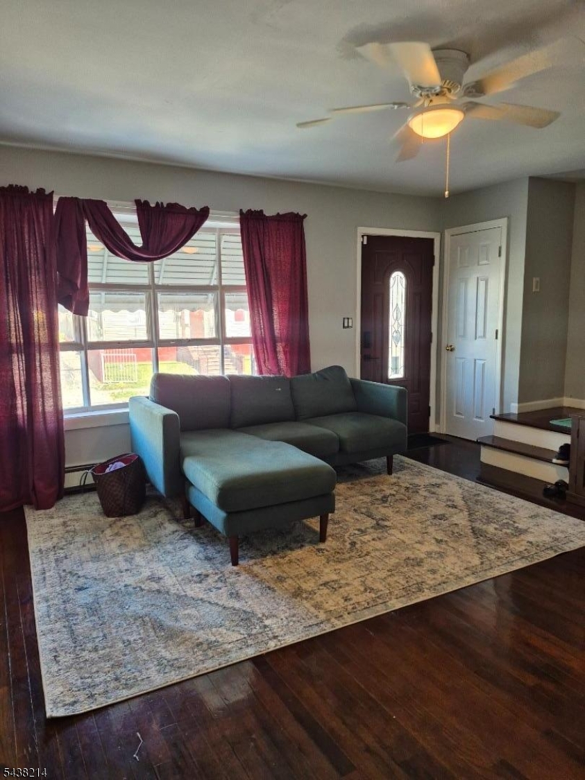 369 East 28th Street Paterson, NJ 07514 - Photo 3 of 15