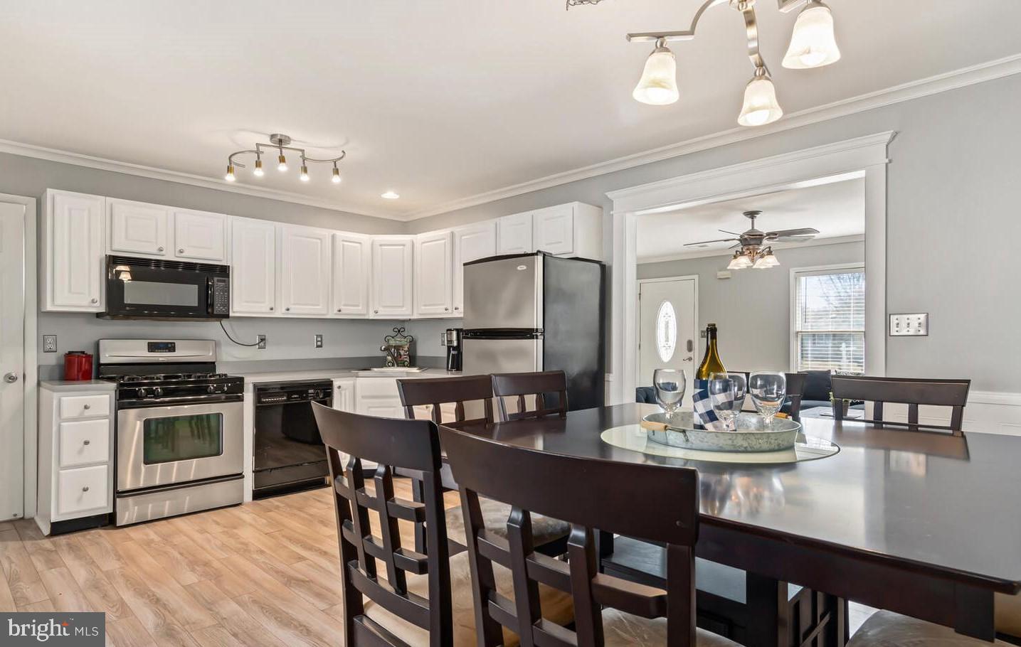 720 Old Love Point Road Stevensville, MD 21666 - Photo 9 of 33