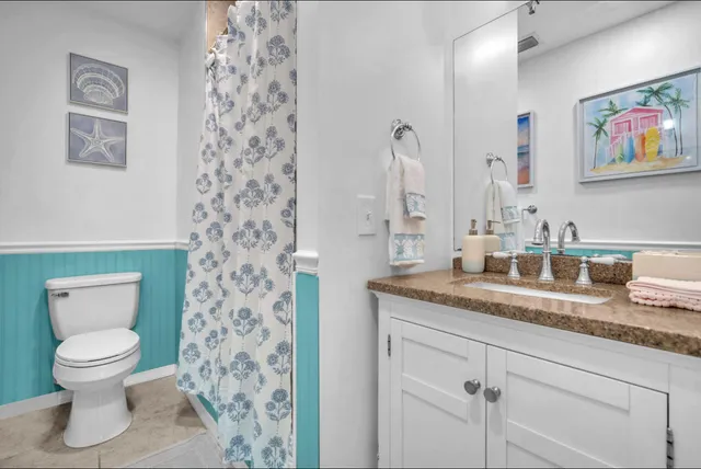 $7,400 | 528 North Palmway, Lake Worth Beach, FL 33460