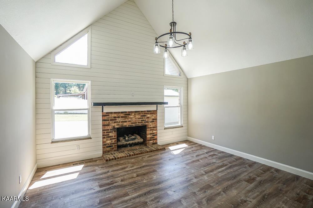 1247 Topside Road Louisville, TN 37777 - Photo 12 of 43 DSC04664