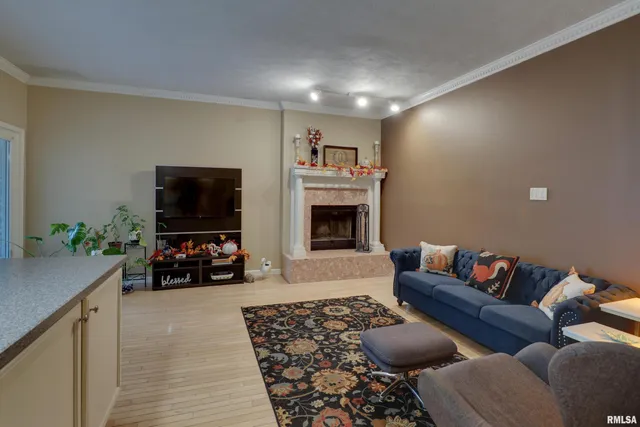 $405,000 | 620 Birdie Lane, Quincy, IL 62305