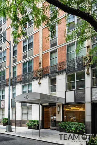 $749,000 | 433 East 56th Street, Unit 6B | Sutton Place