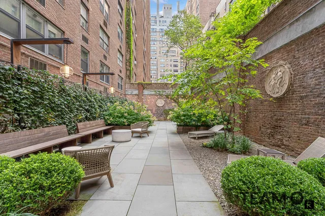 $749,000 | 433 East 56th Street, Unit 6B | Sutton Place