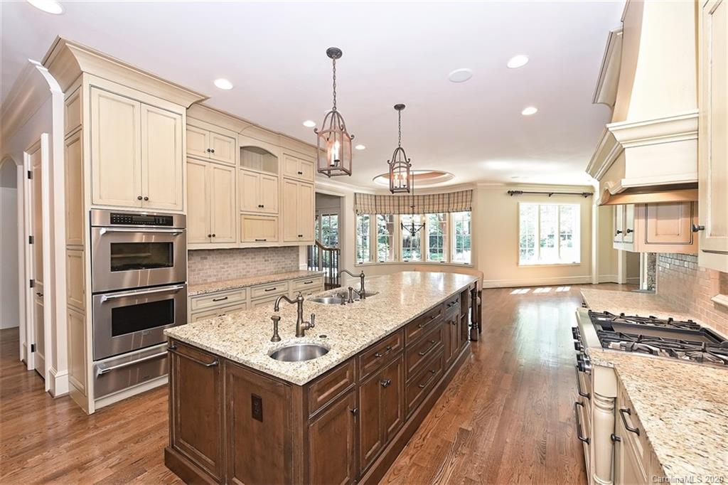 2600 Tanglewood Lane Charlotte, NC 28211 - Photo 19 of 48 Gallery Image 19