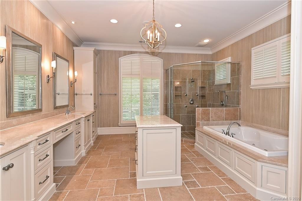 2600 Tanglewood Lane Charlotte, NC 28211 - Photo 32 of 48 Gallery Image 32