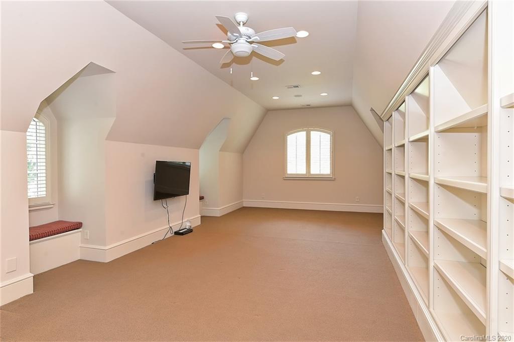 2600 Tanglewood Lane Charlotte, NC 28211 - Photo 34 of 48 Gallery Image 34